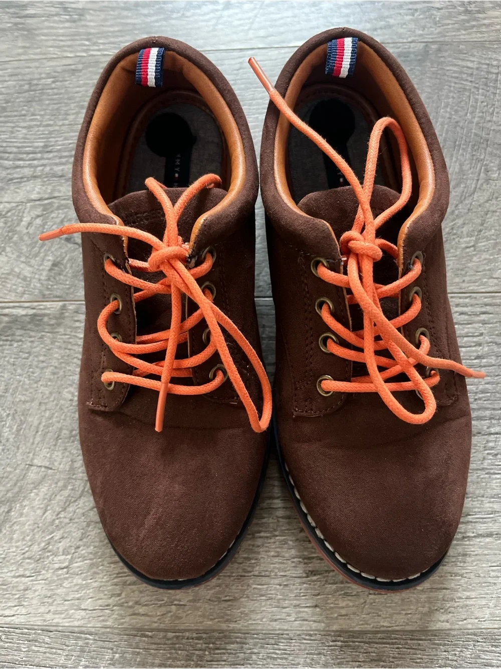 Tommy Hilfiger Brown Suede Chukka with Orange Laces
